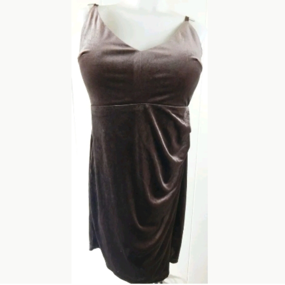 Forever 21 Plus Brown Velvet Bodycon Tulip Dress - Picture 1 of 6